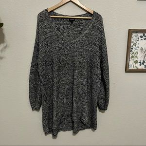Torrid slouchy grey v-neck tunic sweater 1XL